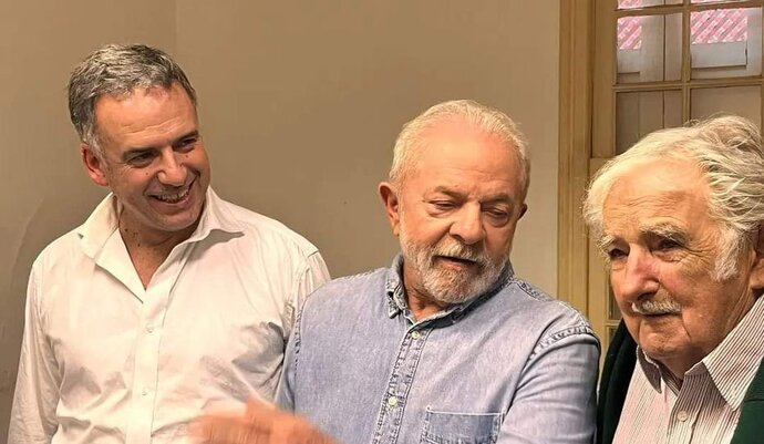 Orsi pide impulsar “alianza por la democracia” Orsi pide impulsar “alianza por la democracia”
